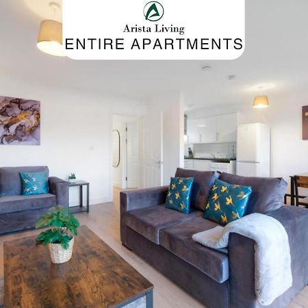 Pinewood Studios, Iver Slough Heathrow 1 & 2 Bedroom Apartments With Parking By Arista Living Ngoại thất bức ảnh